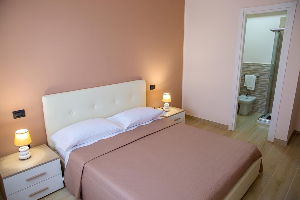 Gleda Rooms In The Square Pompei Phòng bức ảnh